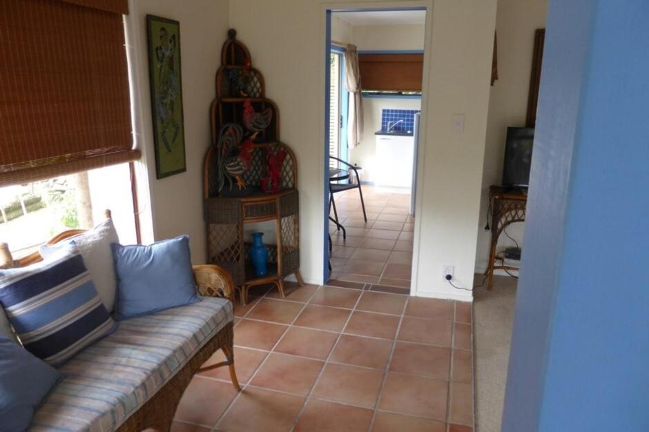 Great Barrier Oasis Lodge Tryphena Εξωτερικό φωτογραφία